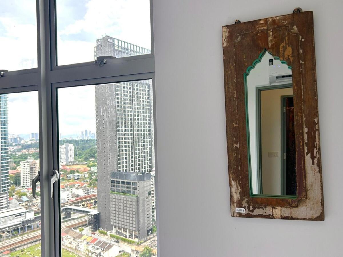 3br Vintage Design Level 26, Kl Sentral View